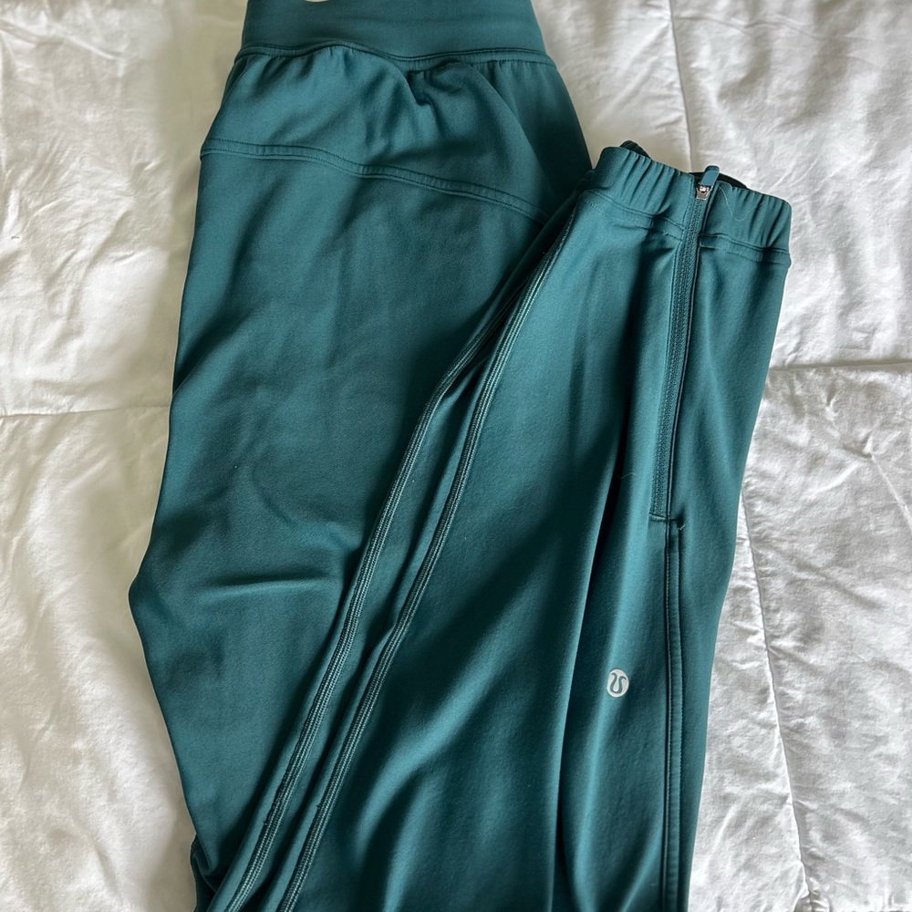 Lululemon Adapted State High-Rise Fleece Jogger
Full Length